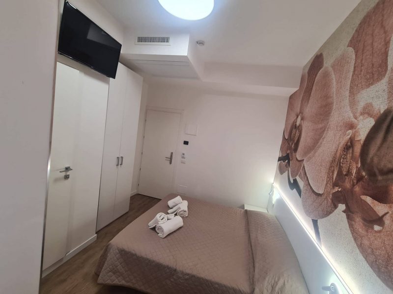 hotel 3 stelle sottomarina_d
