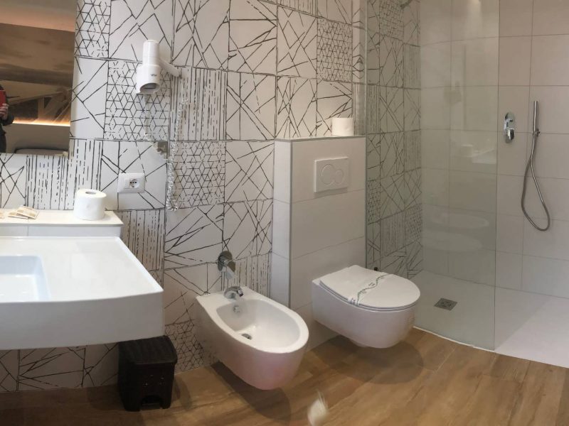 hotel 3 stelle sottomarina_m